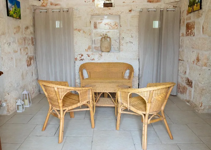 Trullo Madonna Della Grotta Tatil Evi